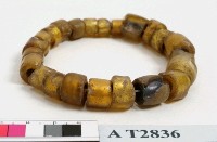 藏品(玻璃珠頸飾)的圖片